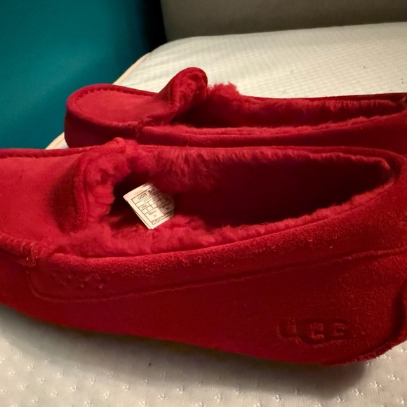 Red UGGs - Picture 4 of 5